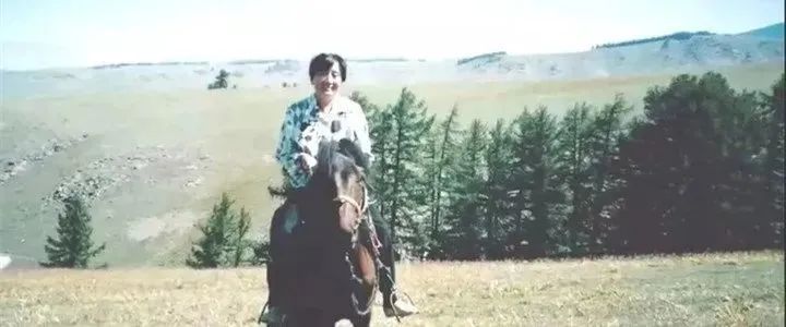 8721